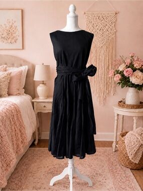 👗 MSK NWOT MIDI Sleevless Full Skirt Black Dress Plus Sz 16